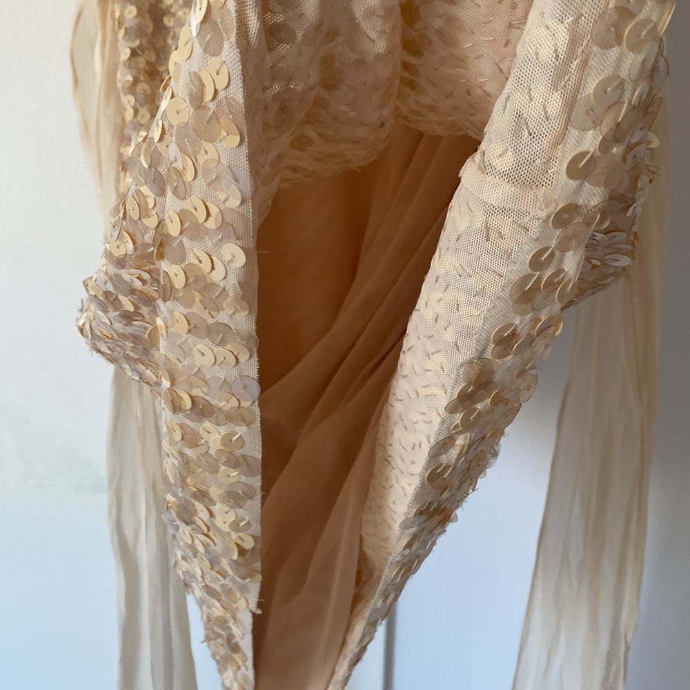 NWOT - BCBG MacAzria - Sequin V-Neck Dress in Champagne - medium - Picture 10 of 12